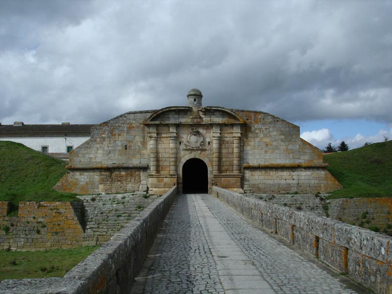 A Muralha Almeida Exterior foto
